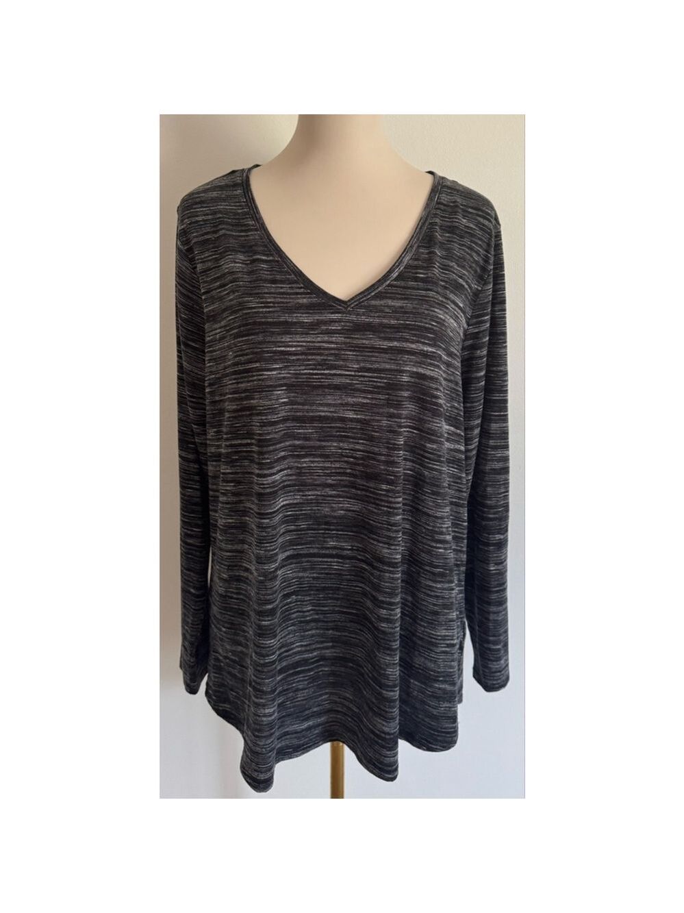 Women's Apt. 9 Tunic Top XL Gray V-Neck Long Sleeve